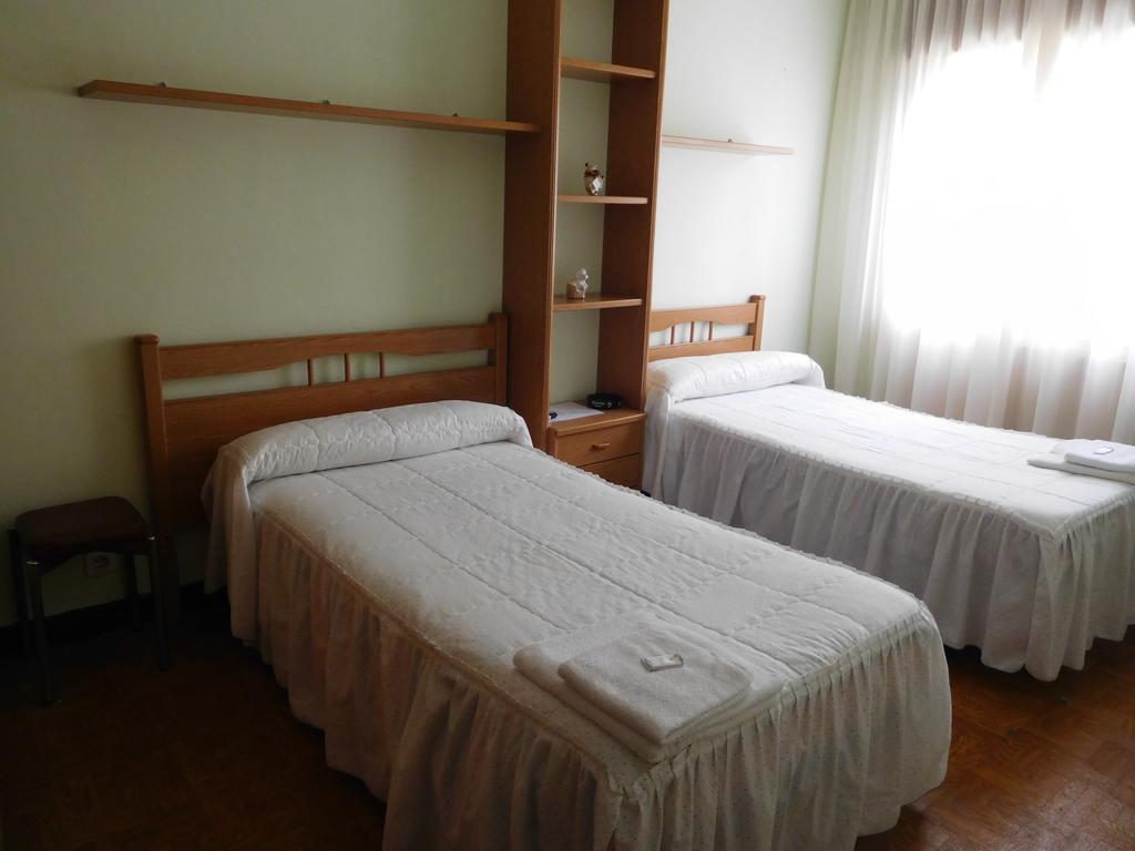 圣地亚哥－德孔波斯特拉 埃斯特拉达旅馆酒店 外观 照片