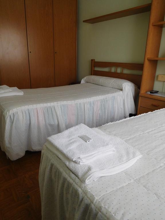 圣地亚哥－德孔波斯特拉 埃斯特拉达旅馆酒店 外观 照片